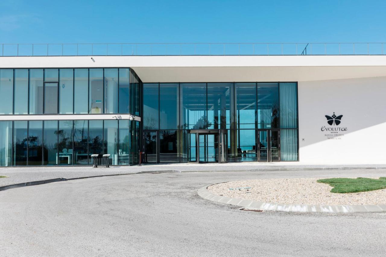 Royal Obidos Scenic Resort Praia del Rei Bagian luar foto The headquarters of the company in the town of Ovar, Portugal.