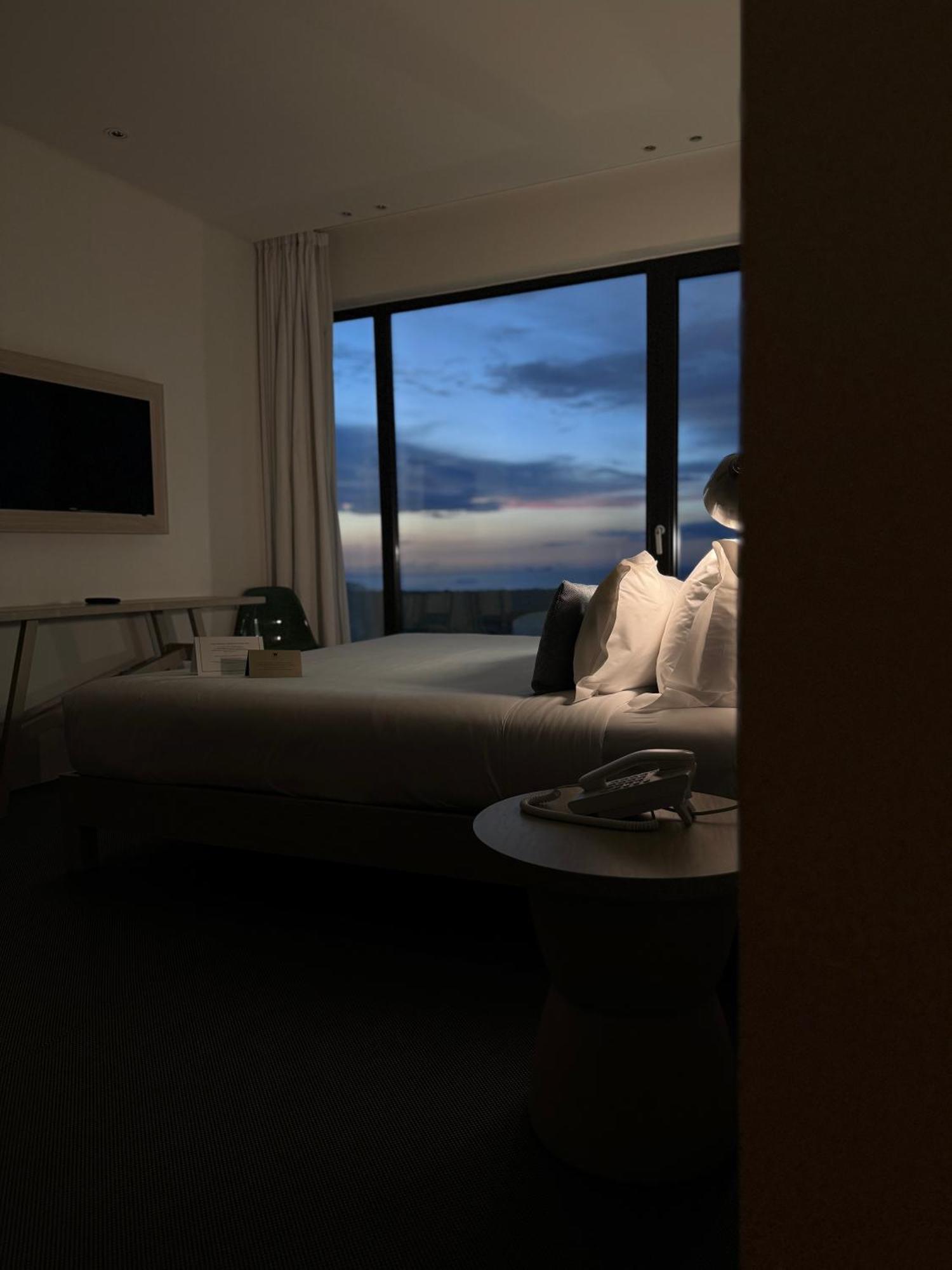 Royal Obidos Scenic Resort Praia del Rei Bagian luar foto A room at the hotel