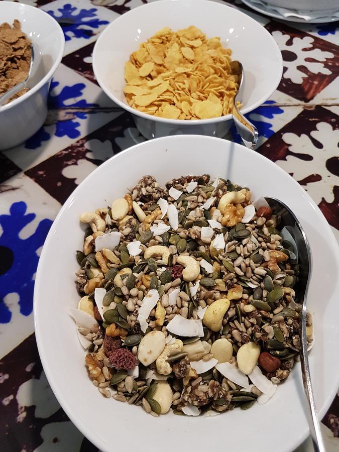 Royal Obidos Scenic Resort Praia del Rei Bagian luar foto Muesli with nuts and coconut