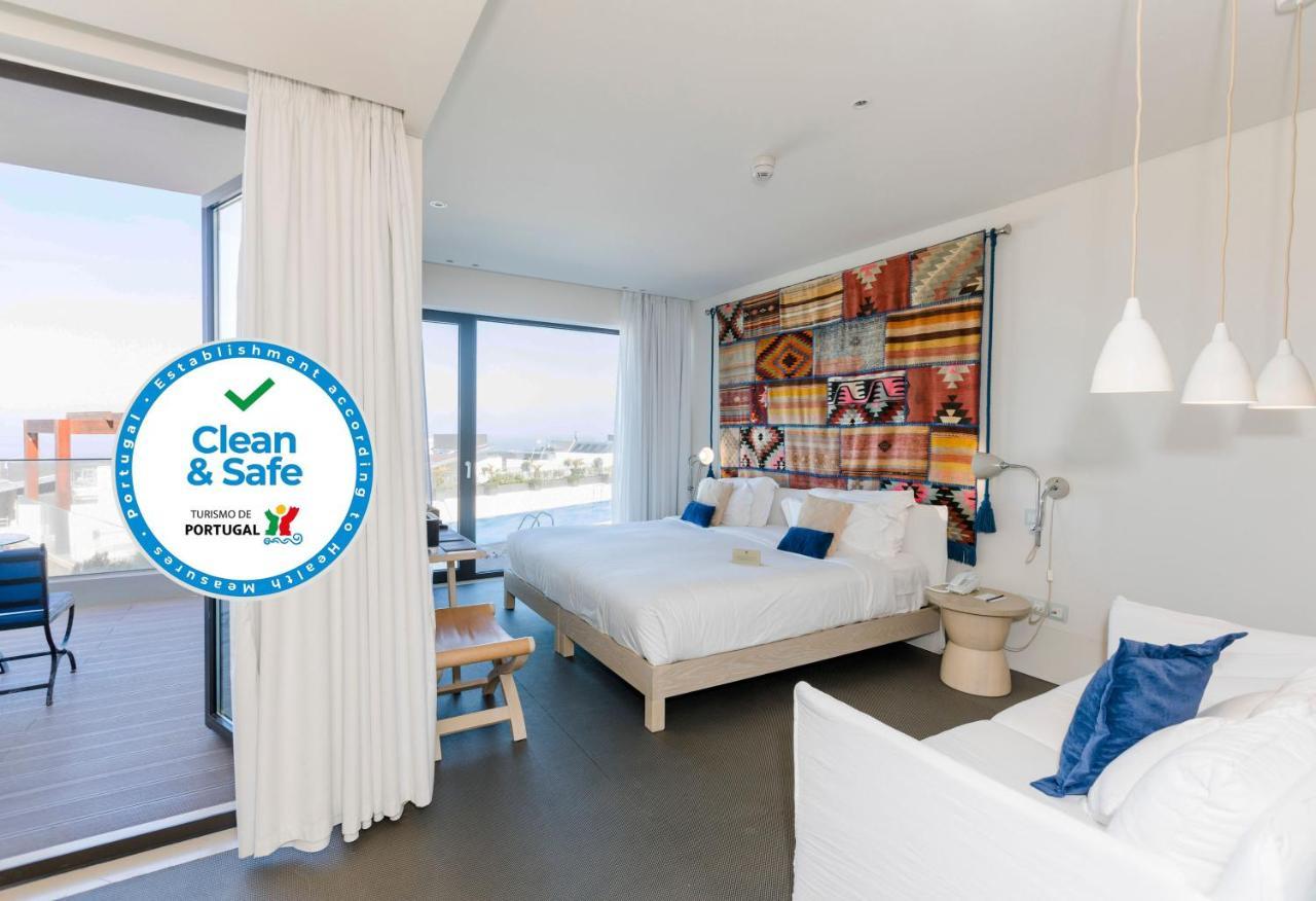 Royal Obidos Scenic Resort Praia del Rei Bagian luar foto Clean and Safe seal in a hotel room